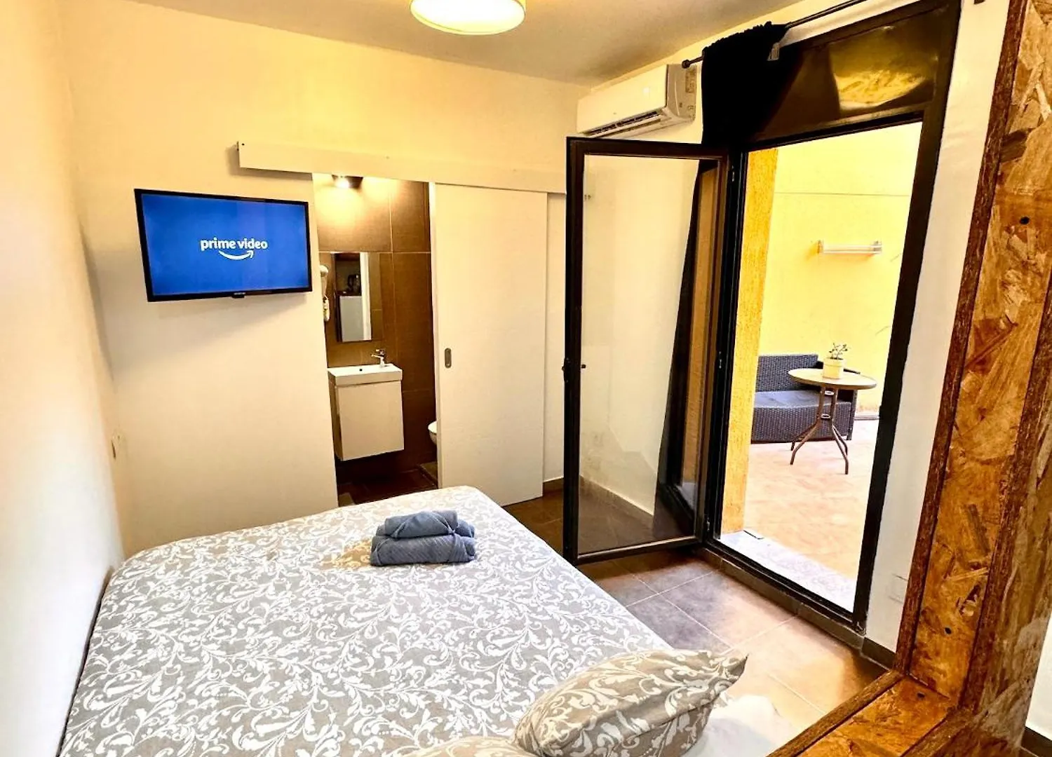 Mt Boutique Suites Y Apartamentos - Adults Only - Mataró 0*,  Spagna